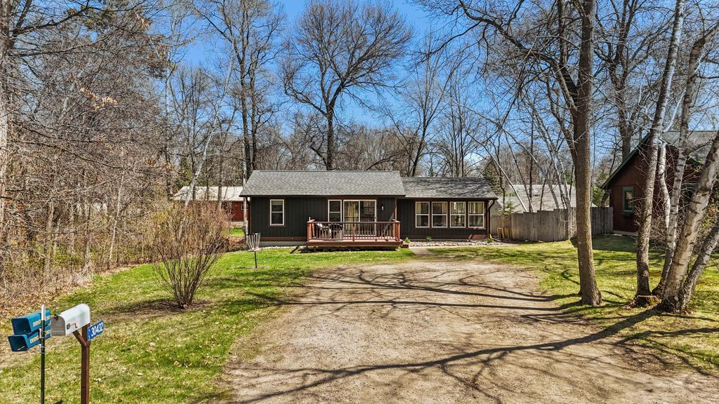 Photo of 30432 N Pinewood Drive, Breezy Point, MN 56472 (MLS # 7021642)