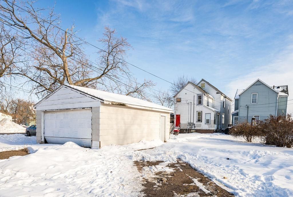 Photo of 605 Weeks Avenue, Superior, WI 54880 (MLS # 7001286)