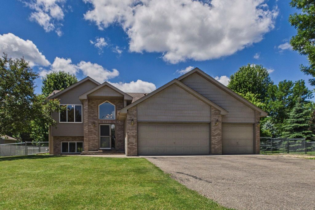 Photo of 23159 Edison Court, Rogers, MN 55374 (MLS # 7098341)