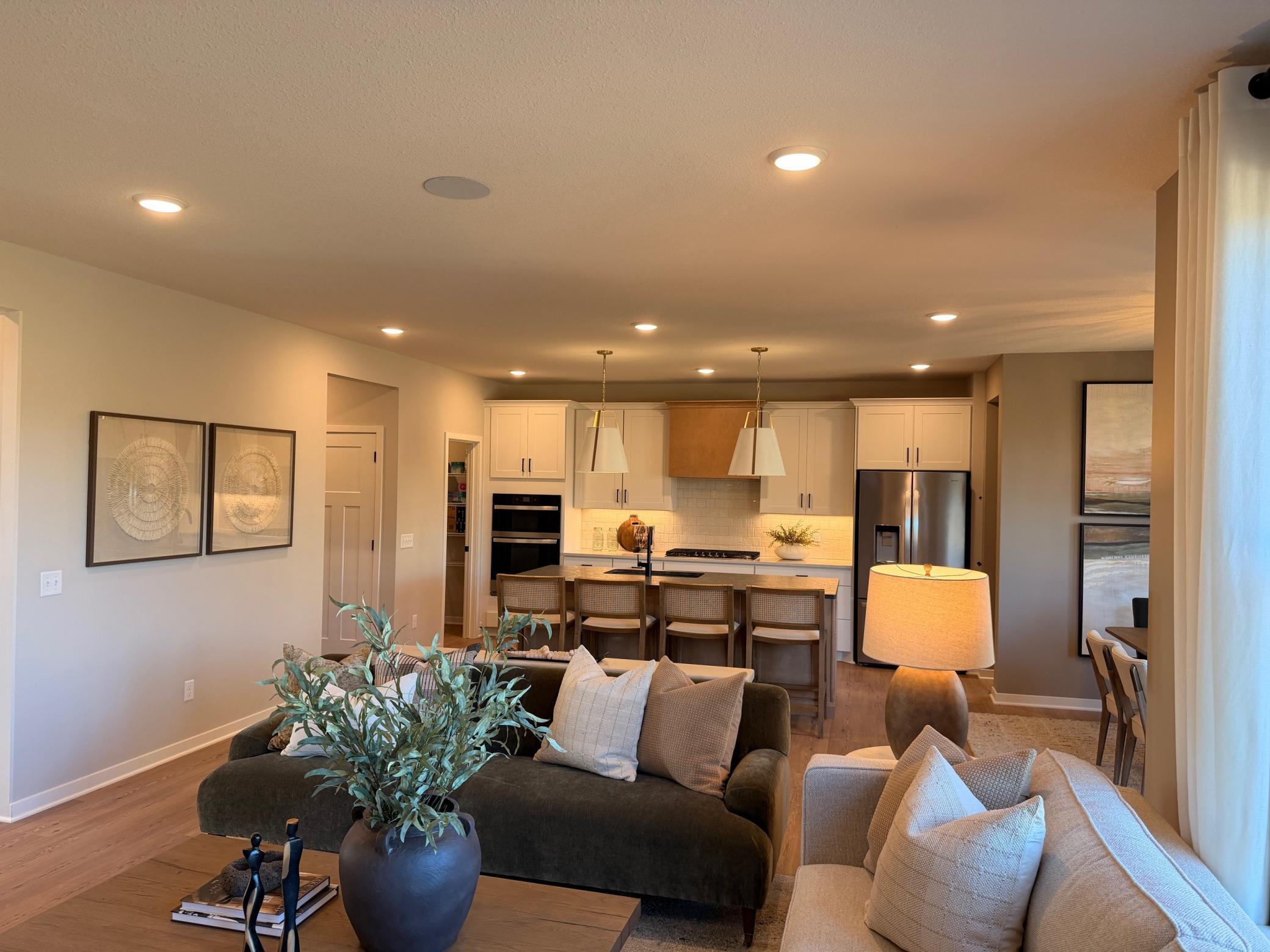 16460 Comstock Lane N