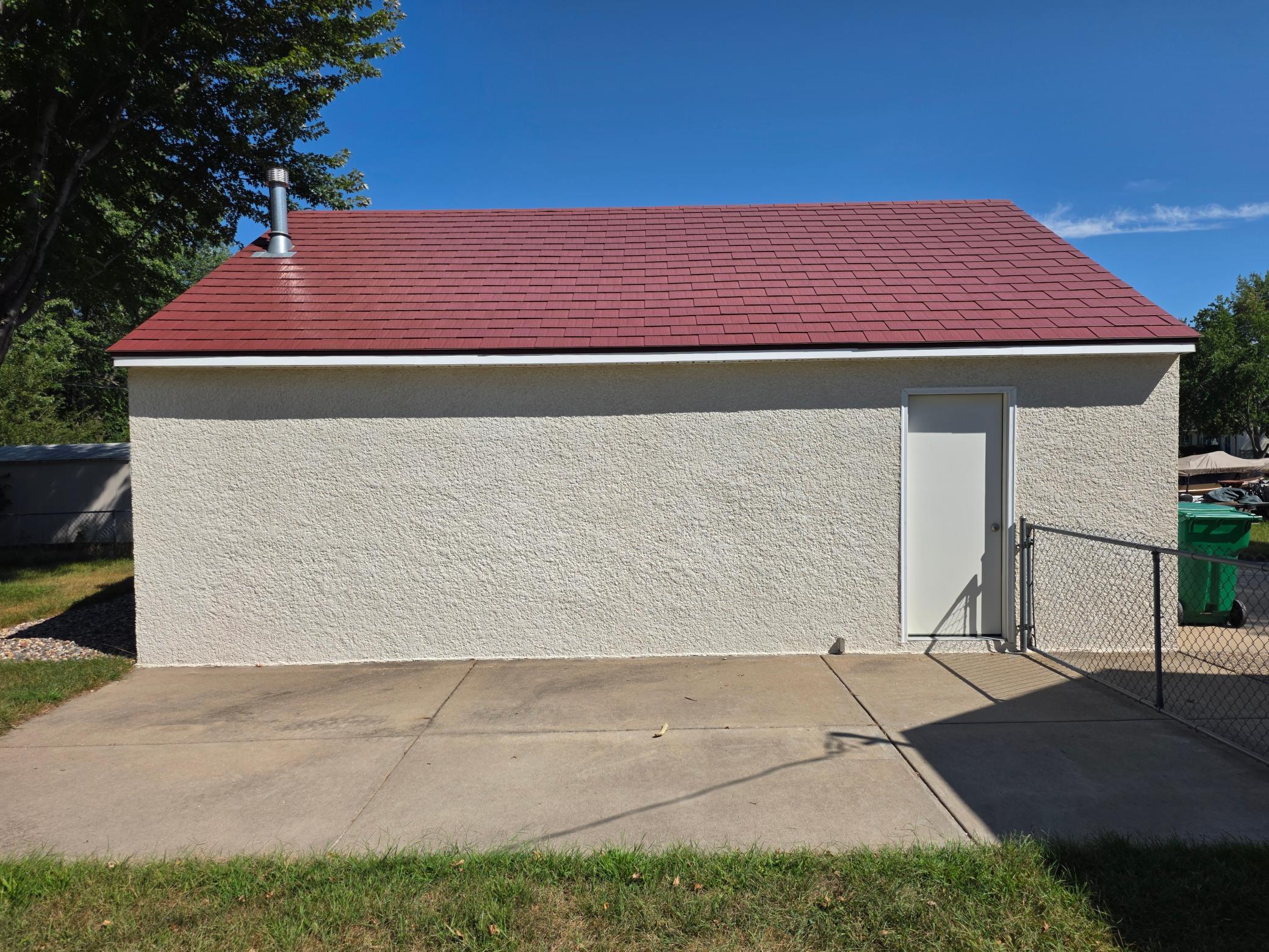 1747 Pinewood Drive
