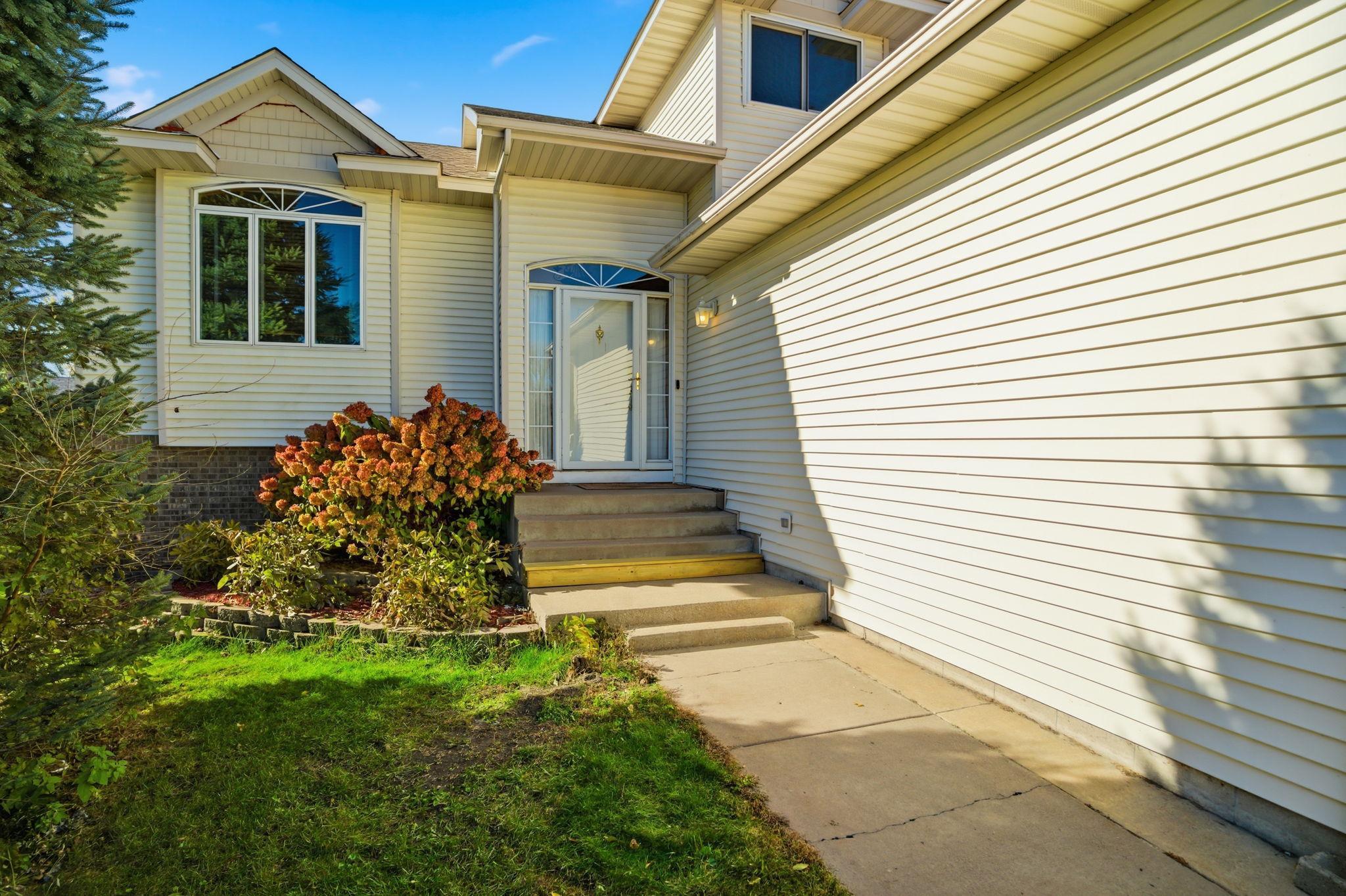 10248 Washington Court NE