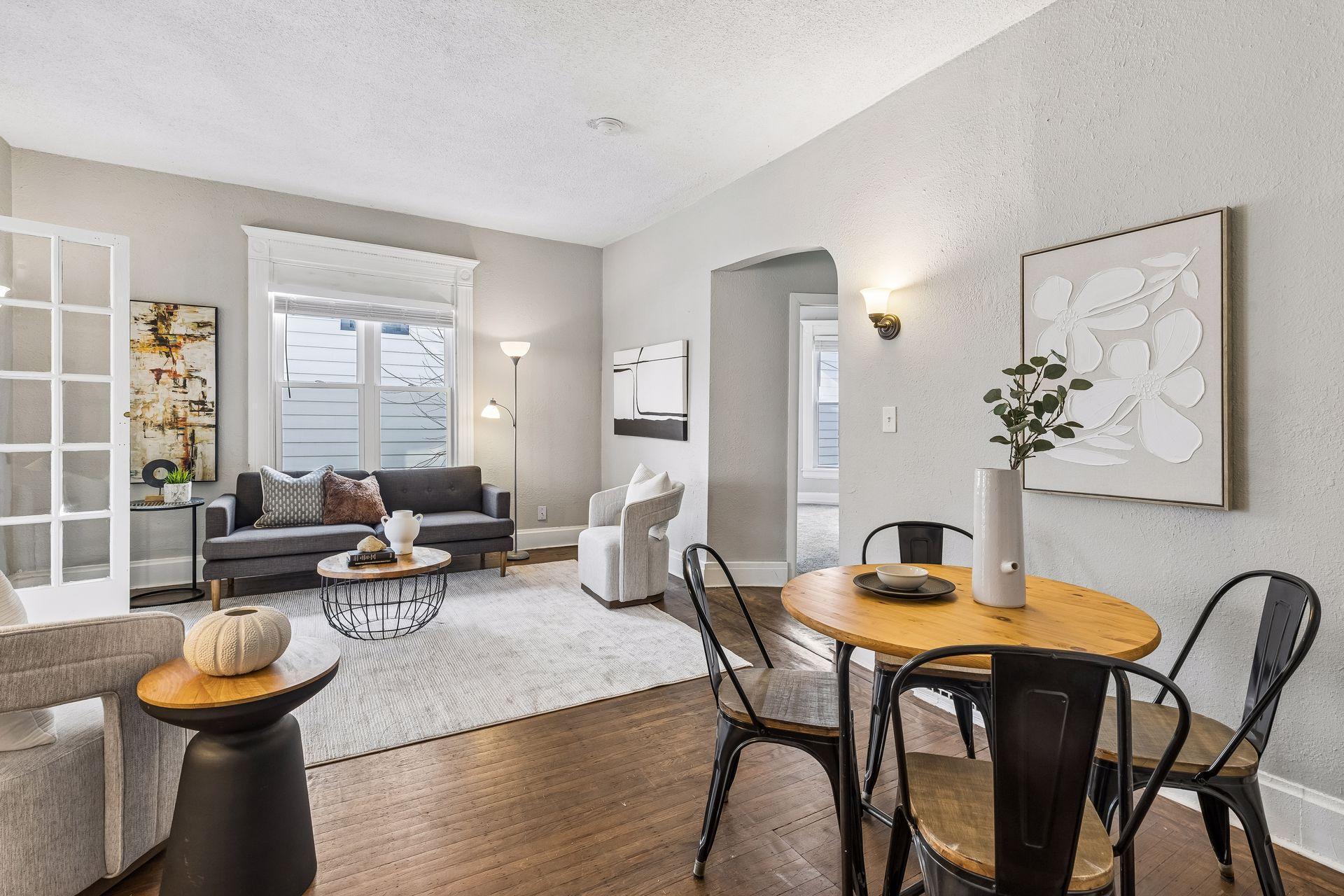 3208 Pleasant Avenue