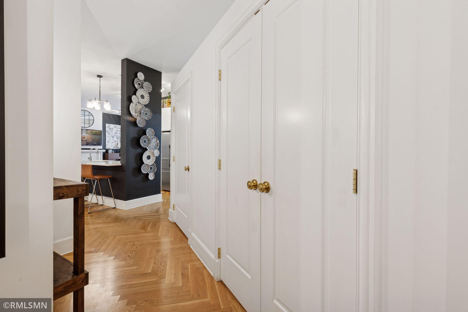 270 4th Street E 301