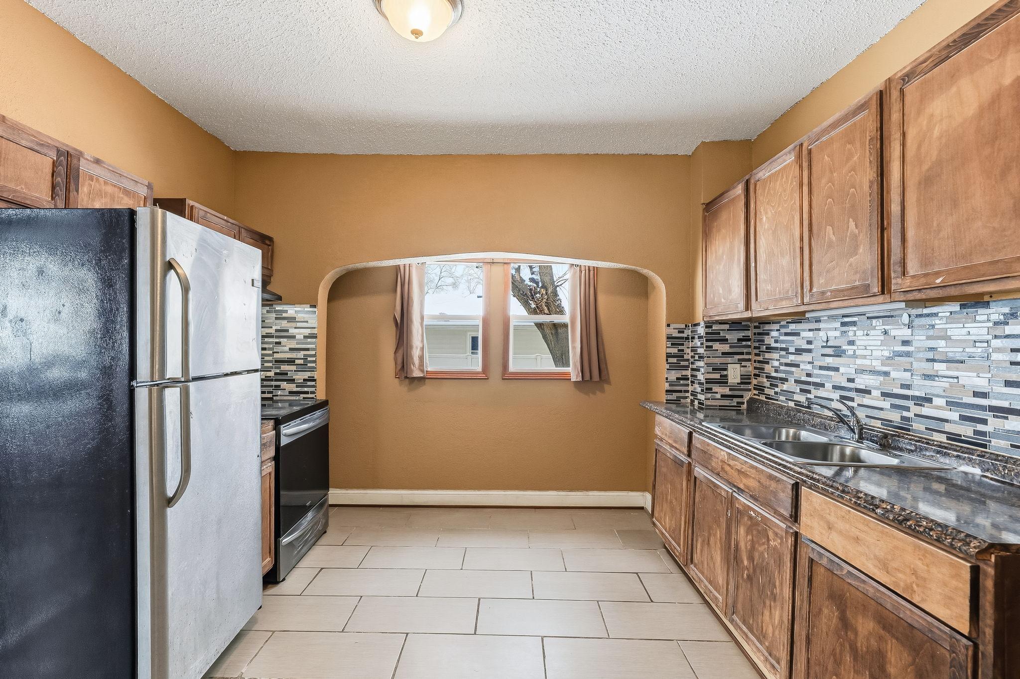 2210 Aldrich Avenue N