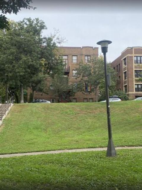 1300 Powderhorn Terrace 28 Minneapolis MN 55407