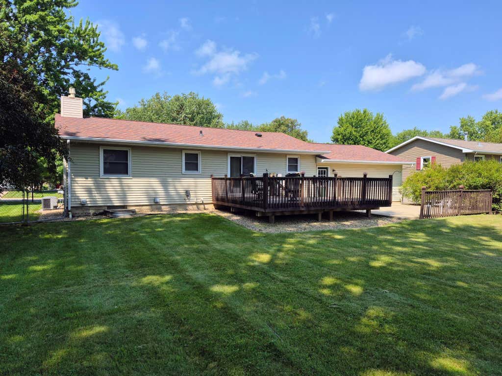Photo of 602 7th Avenue NE, Stewartville, MN 55976 (MLS # 7122304)