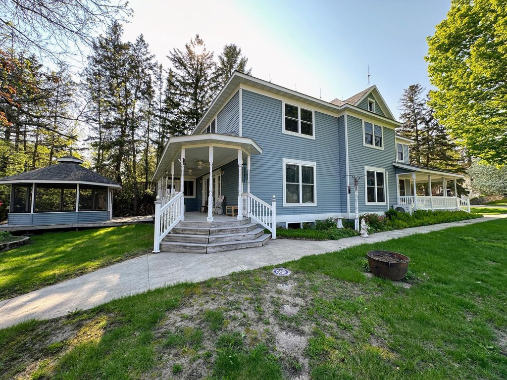 Photo of 201 W Main Street W, Vergas, MN 56587 (MLS # 7058872)