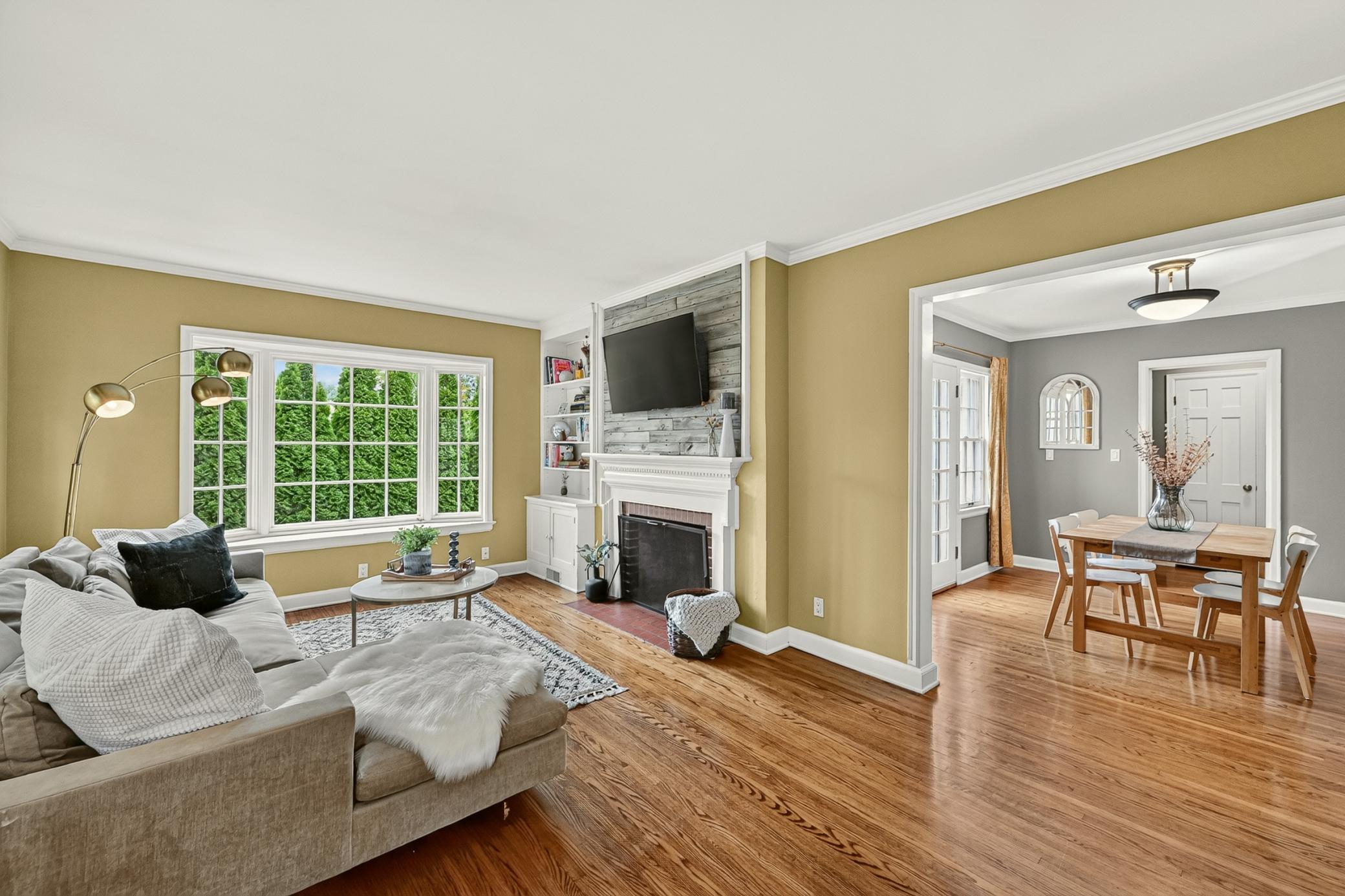 1325 8th Street SW