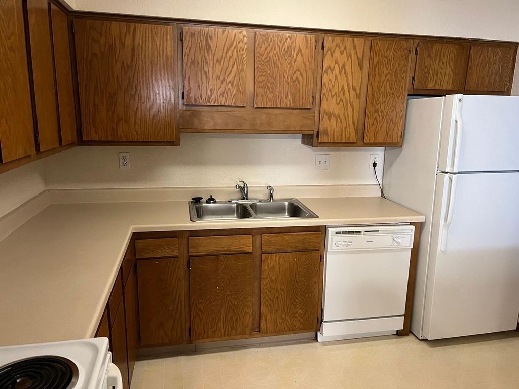 Photo of 221 Grand Avenue W #104, South Saint Paul, MN 55075 (MLS # 7028487)