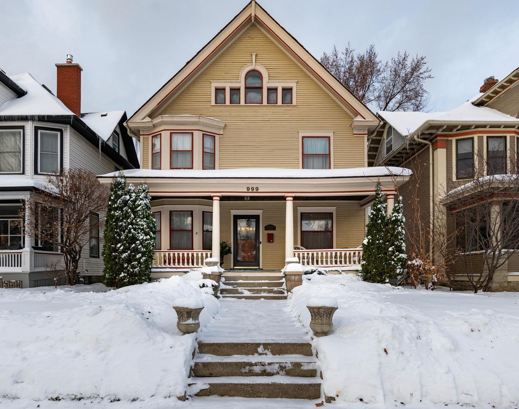 Photo of 999 Portland Avenue, Saint Paul, MN 55104 (MLS # 6823412)