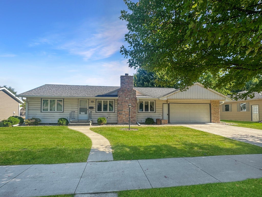 Photo of 2921 Pine Avenue, Slayton, MN 56172 (MLS # 7165572)