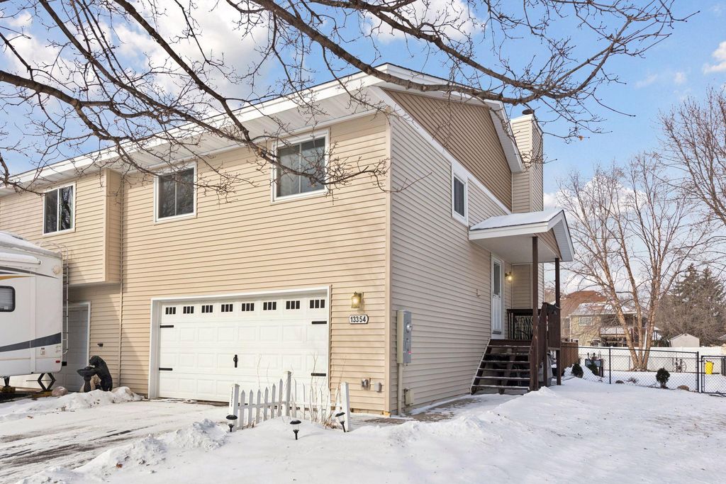 Photo of 13354 73rd Place N, Maple Grove, MN 55311 (MLS # 6824373)