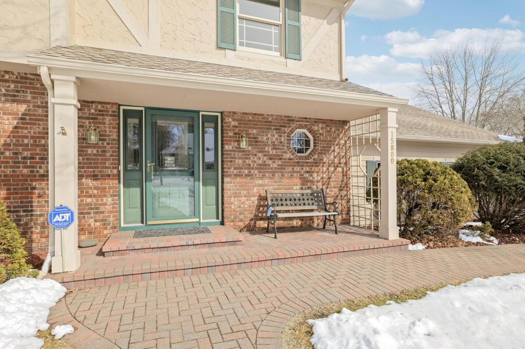 Photo of 15800 Seaton Place, Minnetonka, MN 55345 (MLS # 7029596)