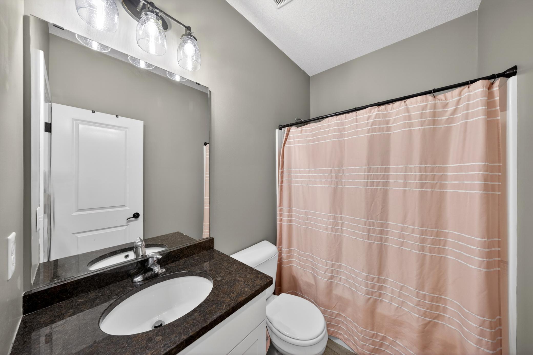 3913 Sunnydale Lane SE