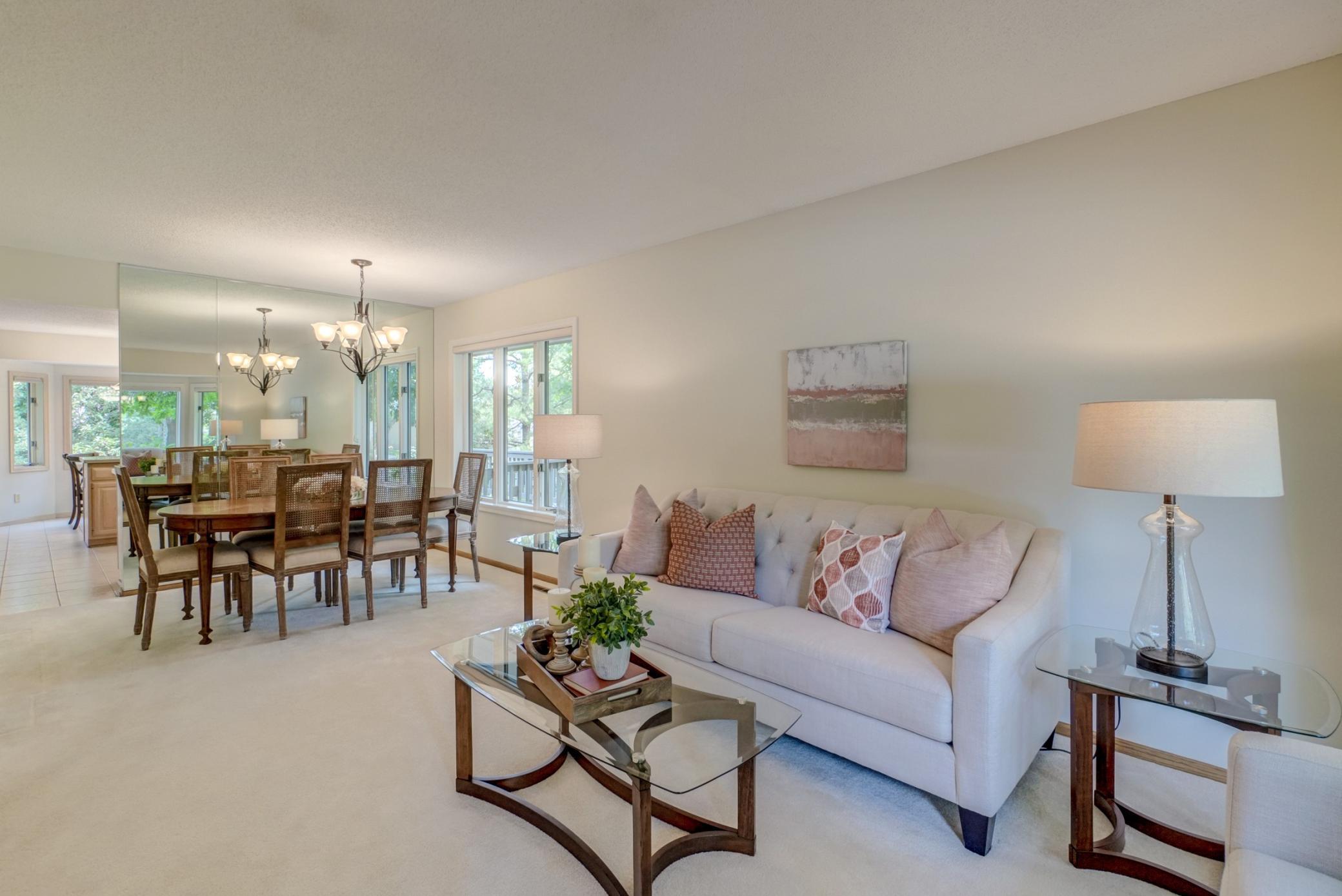 2201 Ferris Lane