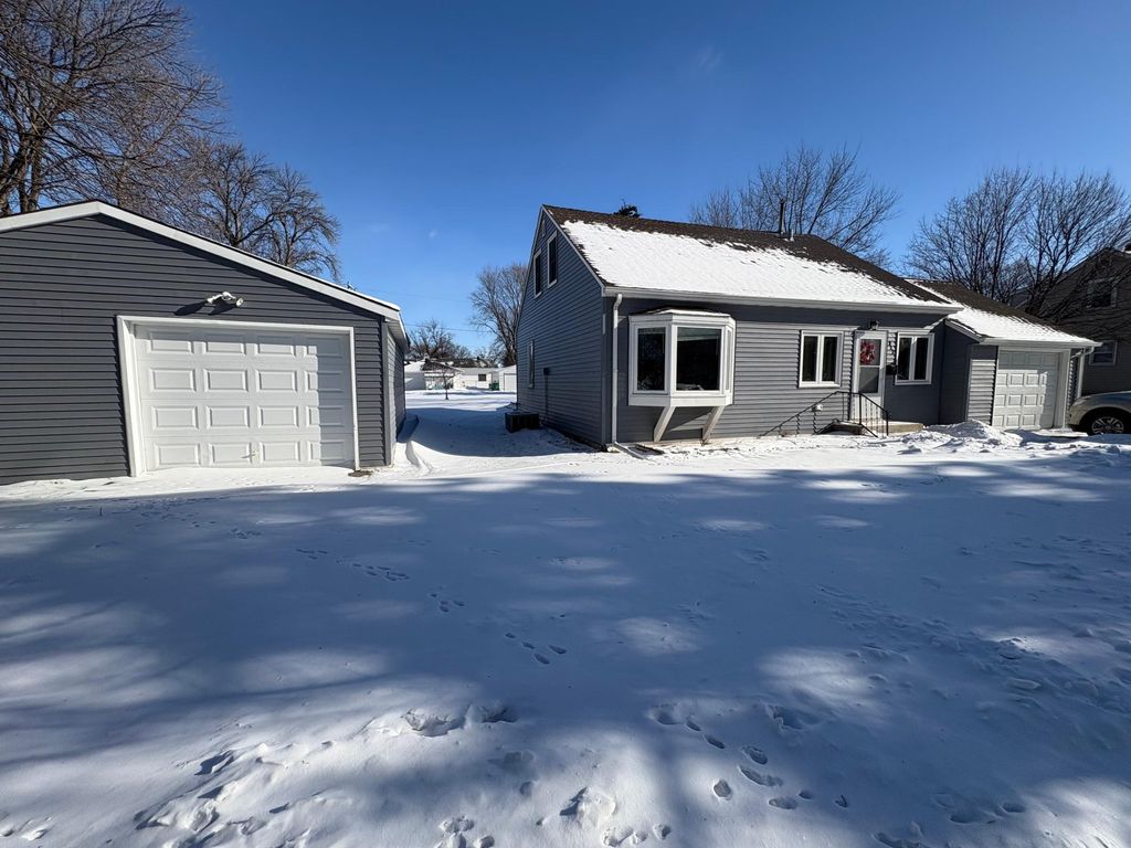 Photo of 322 7th Street S, Breckenridge, MN 56520 (MLS # 7013946)