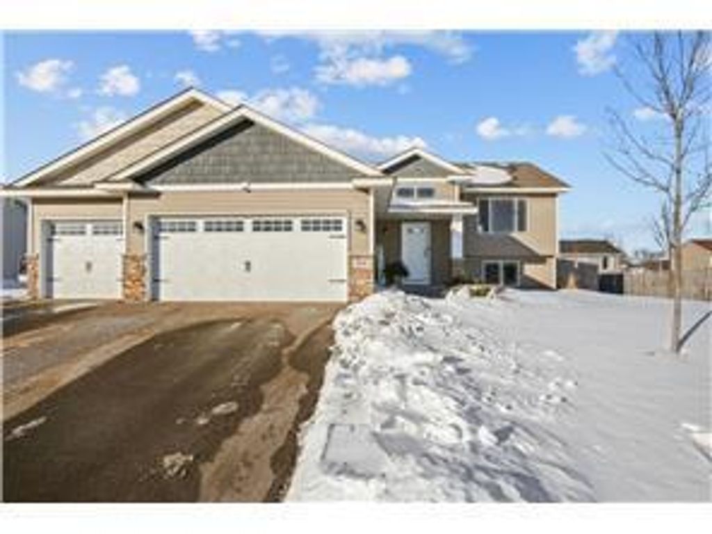 Photo of 704 Fir Street SW, Isanti, MN 55040 (MLS # 7044020)