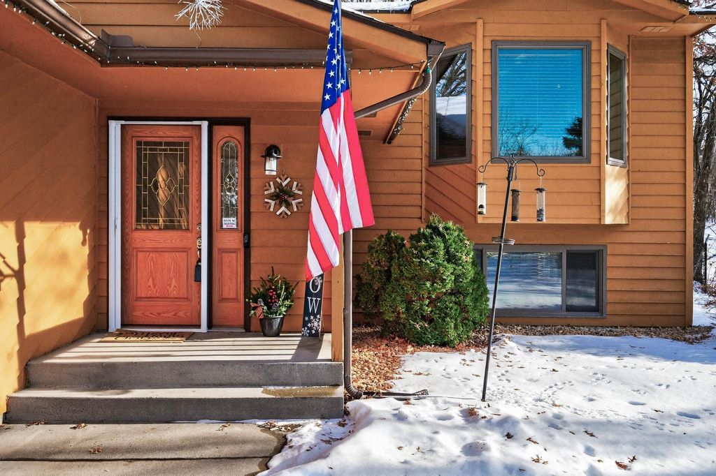 Photo of 18999 Dodge Street NW, Elk River, MN 55330 (MLS # 7002187)