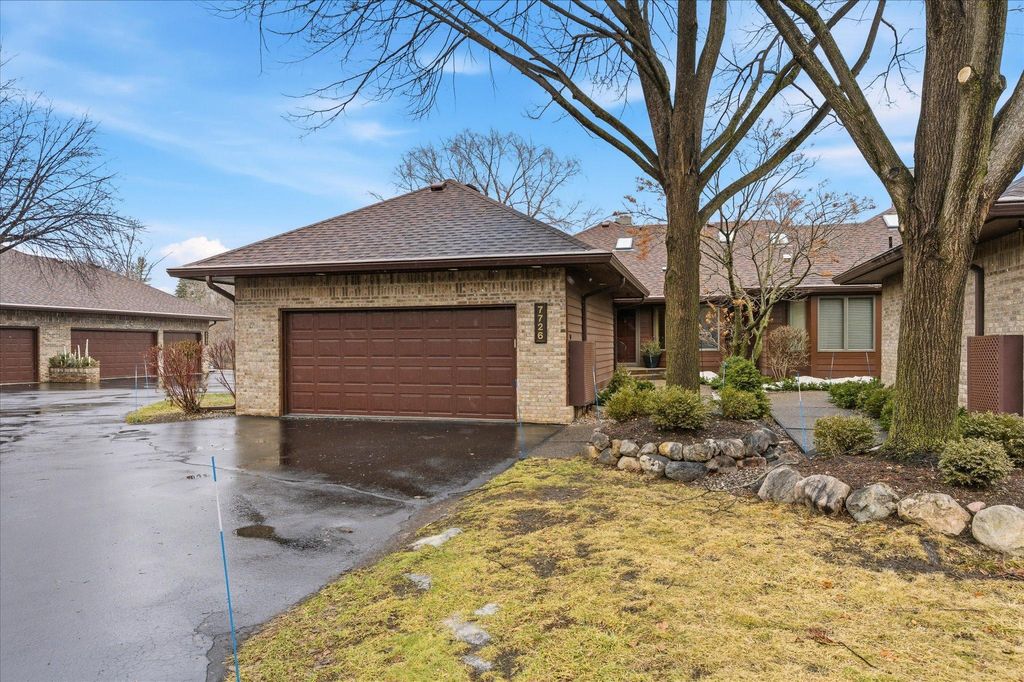 Photo of 7726 Lochmere Terrace, Edina, MN 55439 (MLS # 7013121)