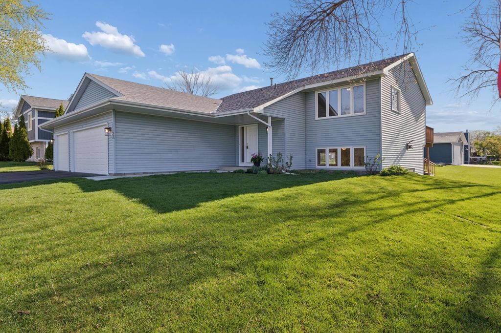 Photo of 1193 Shawmut Street S, Shakopee, MN 55379 (MLS # 7063331)