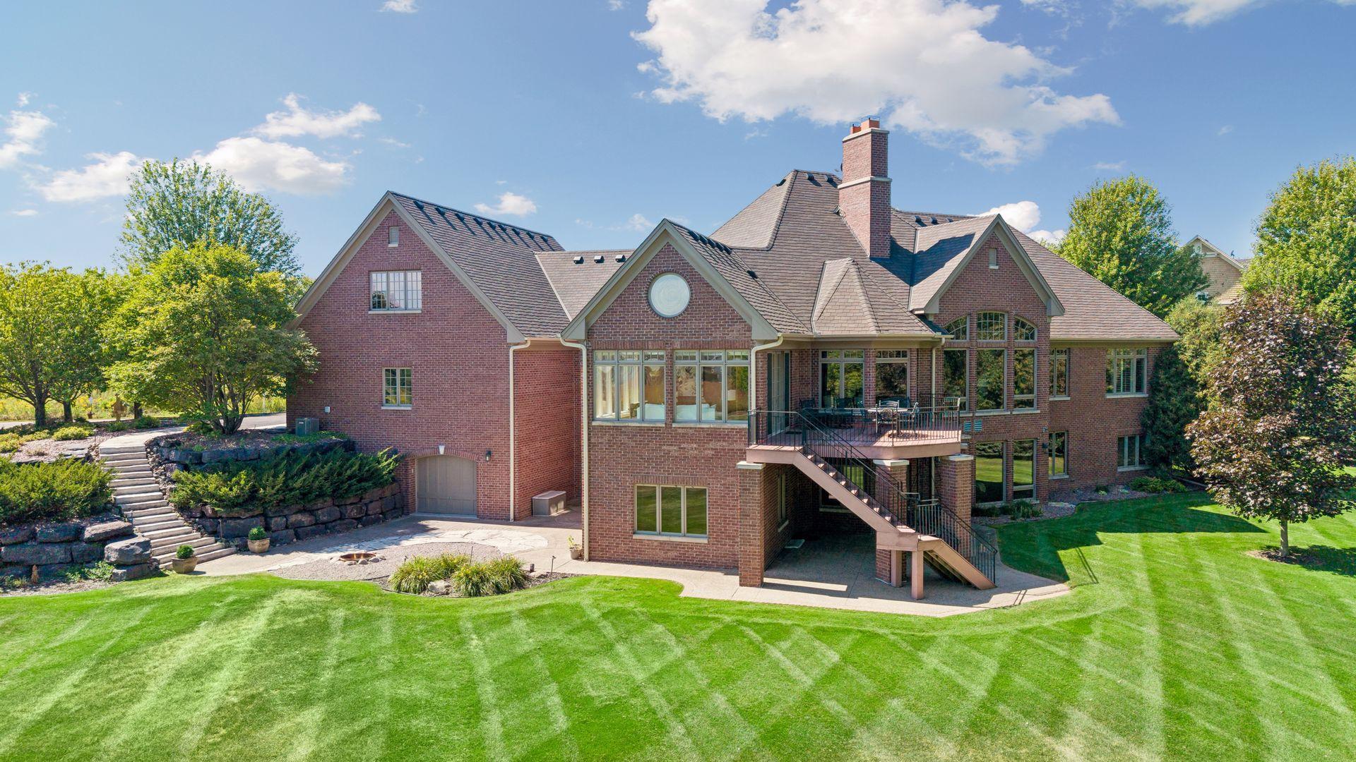 130 Bergamot Drive