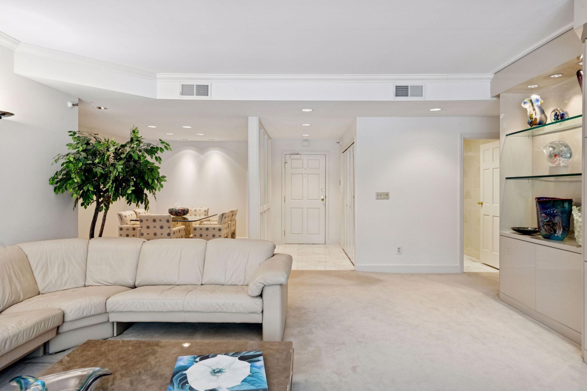 12700 Sherwood Place 102