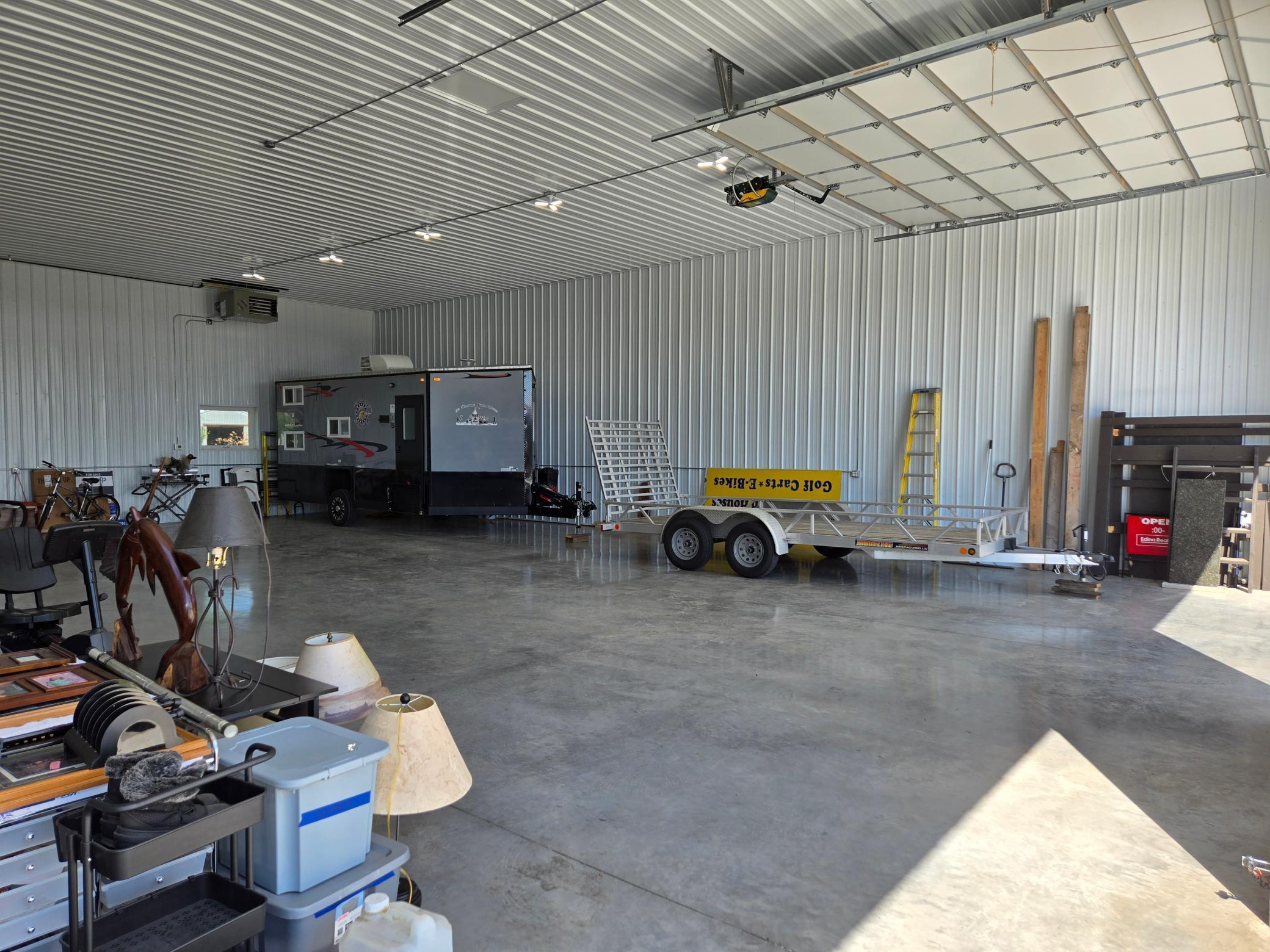 34487E Retriever Road