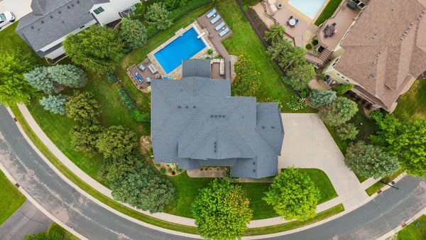 10053 TRAILS END RD, CHANHASSEN, MN 55317 - Image 952e558aaaf392e45a7c3fb6ed7b95be/1590997158
