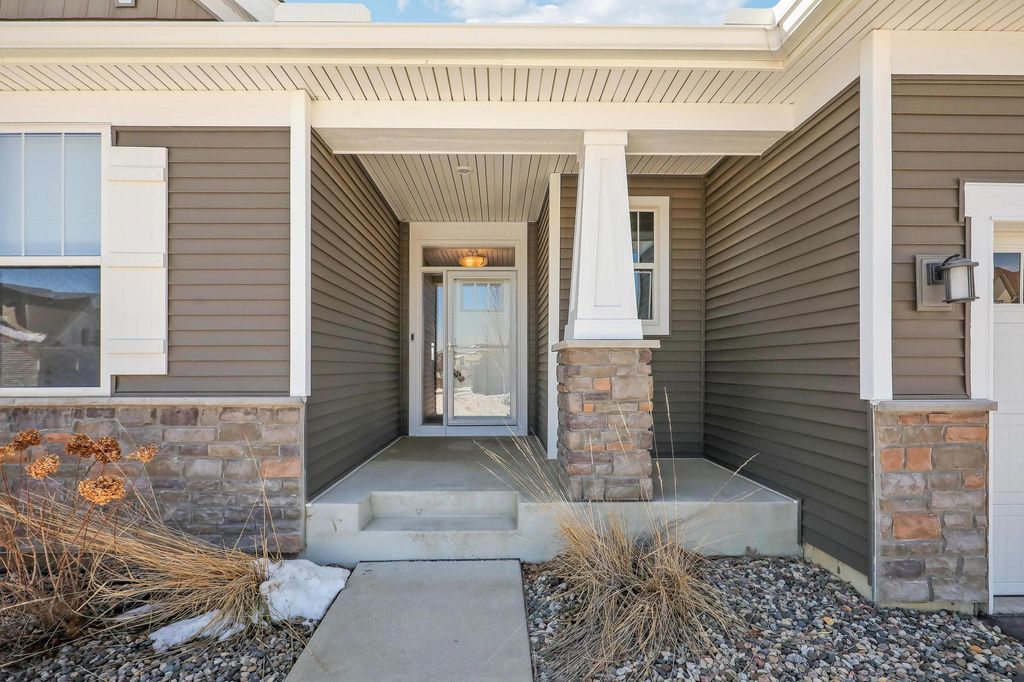 Photo of 1216 Oak Tree Court, Carver, MN 55315 (MLS # 7040576)