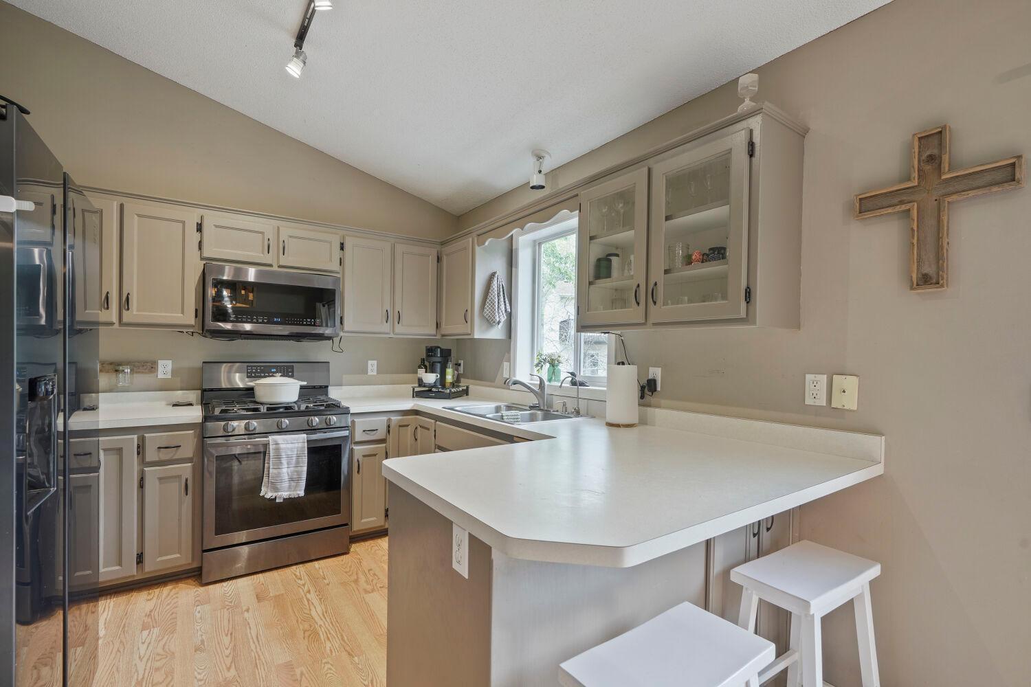 4319 230th Avenue NW - Photo 4