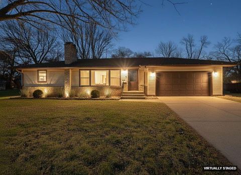 810 57th Avenue N Brooklyn Center MN 55430