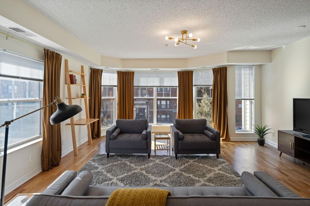 Photo of 1805 3rd Avenue S #201, Minneapolis, MN 55404 (MLS # 7041776)