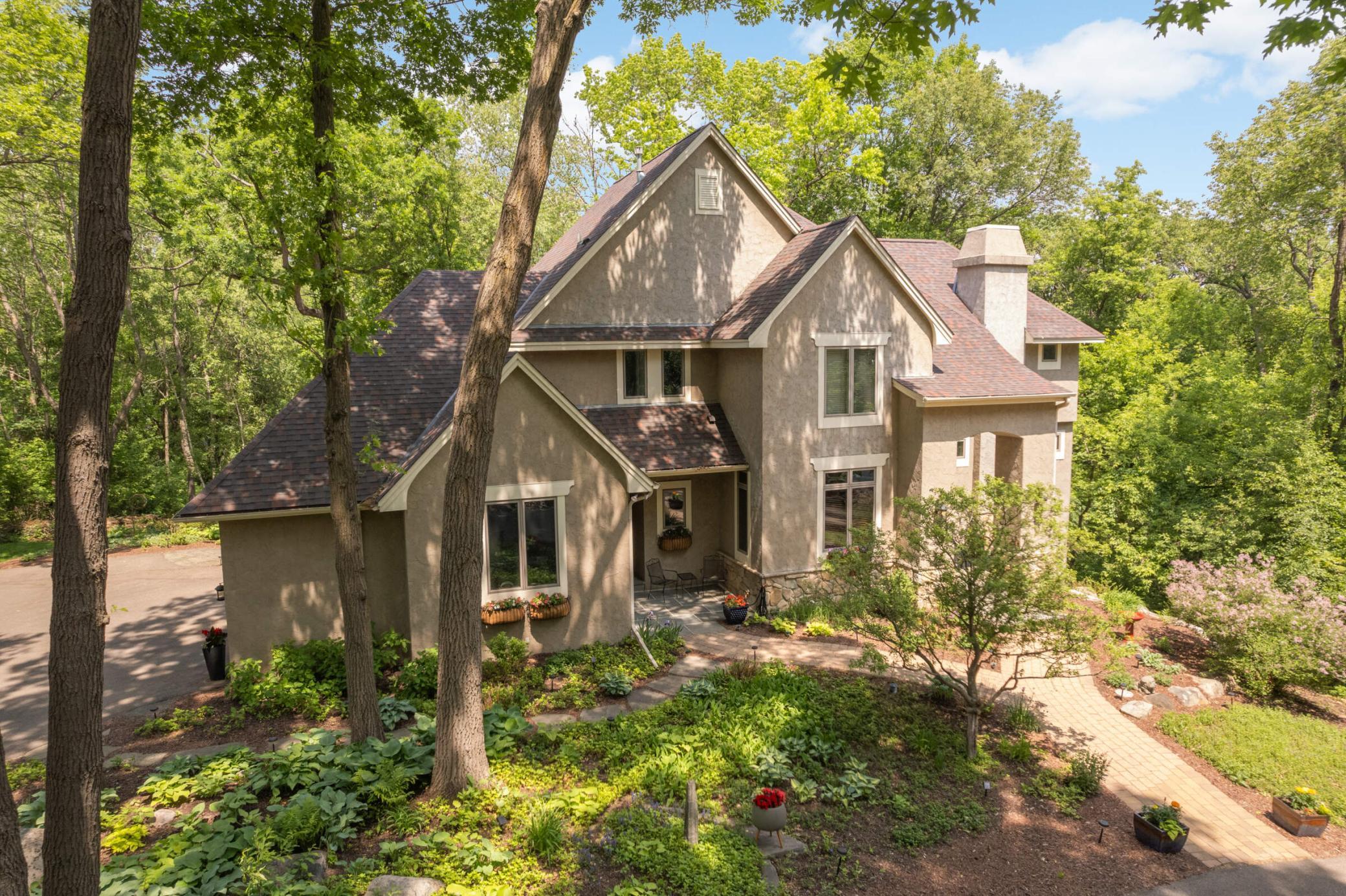 4266 Manor Court Road