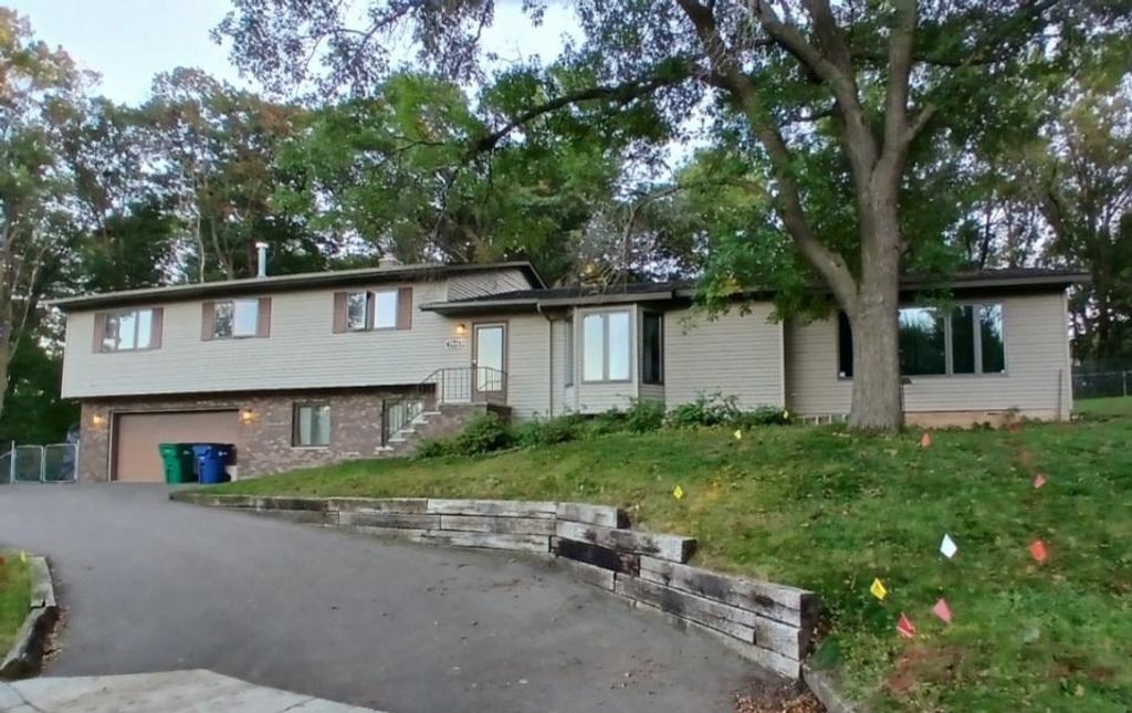 Photo of 1515 Calvary Hill Lane, Saint Cloud, MN 56301 (MLS # 7046975)