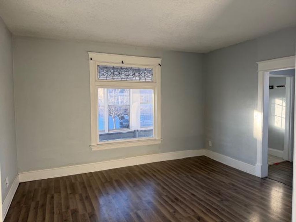 Photo of 468 Bellows Street, Saint Paul, MN 55107 (MLS # 7011573)