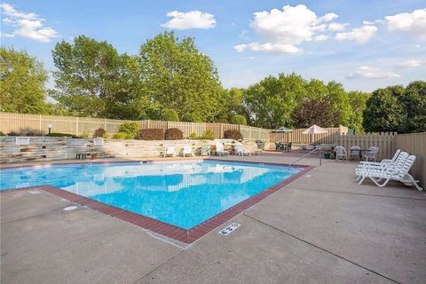 570 Woodhill Drive 60 Roseville MN 55113