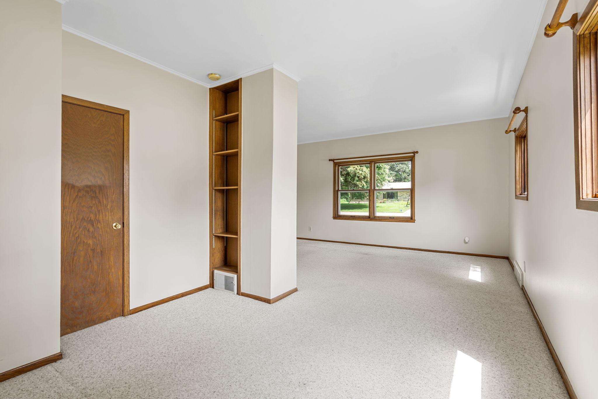 Owatonna, Minnesota 55060, United States, 3 Bedrooms Bedrooms, ,2 BathroomsBathrooms,Residential,Active,164485