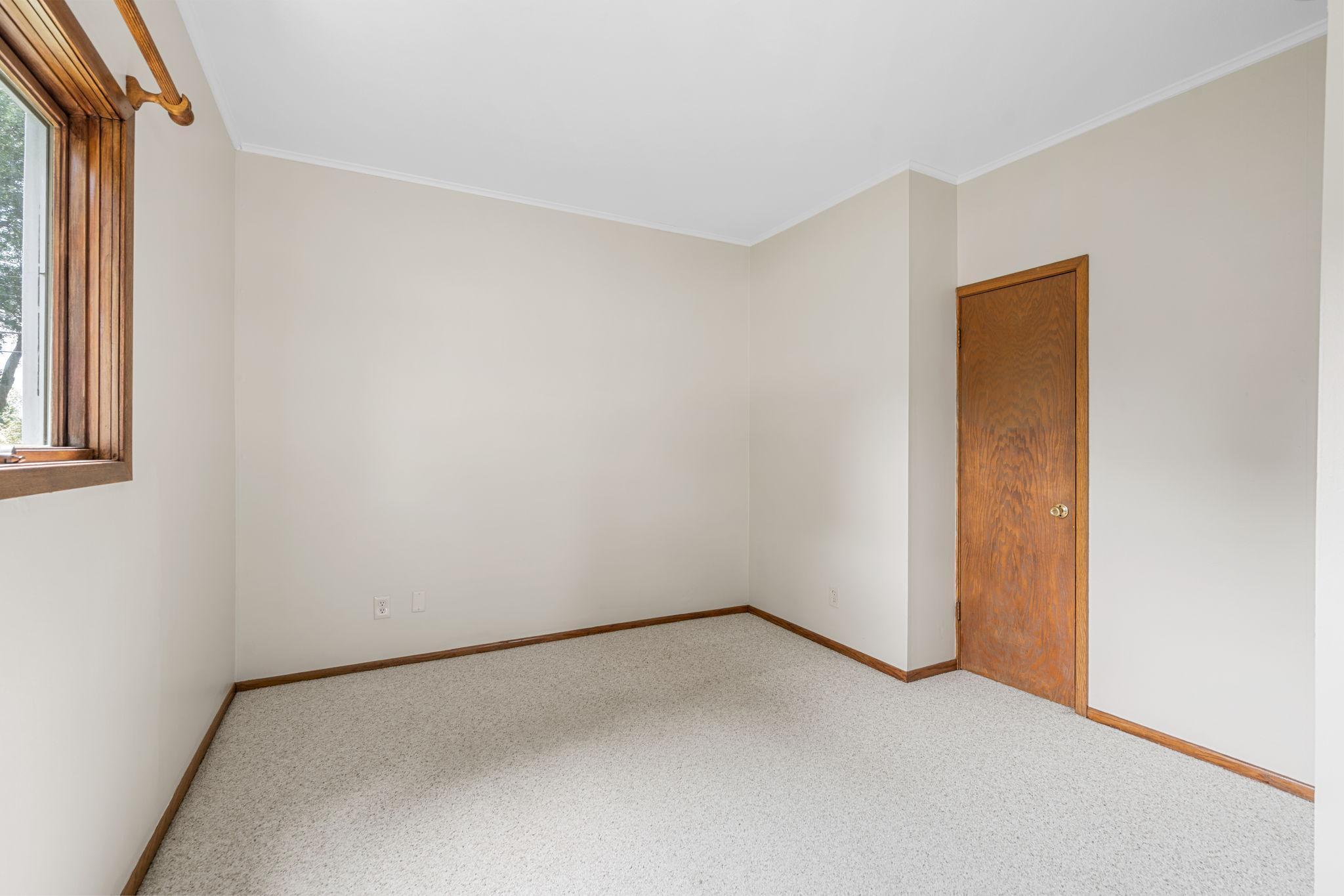 Owatonna, Minnesota 55060, United States, 3 Bedrooms Bedrooms, ,2 BathroomsBathrooms,Residential,Active,164485