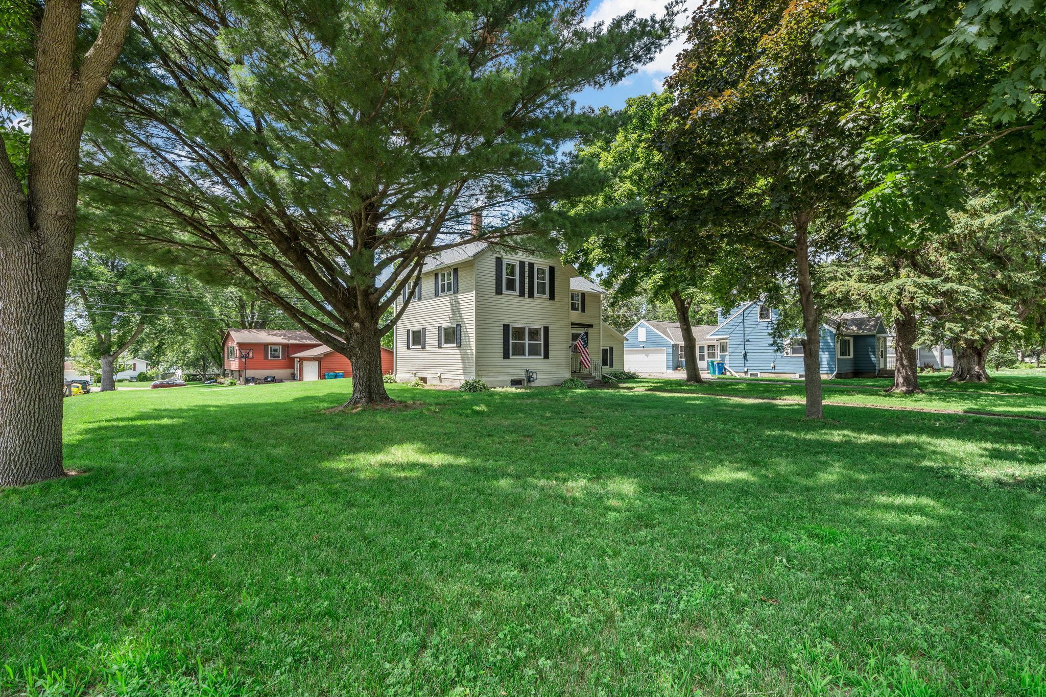 Owatonna, Minnesota 55060, United States, 3 Bedrooms Bedrooms, ,2 BathroomsBathrooms,Residential,Active,164485