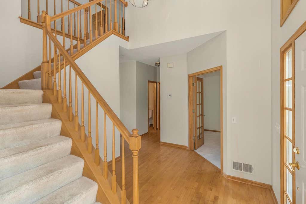 Photo of 3440 Zircon Lane N, Plymouth, MN 55447 (MLS # 7077412)