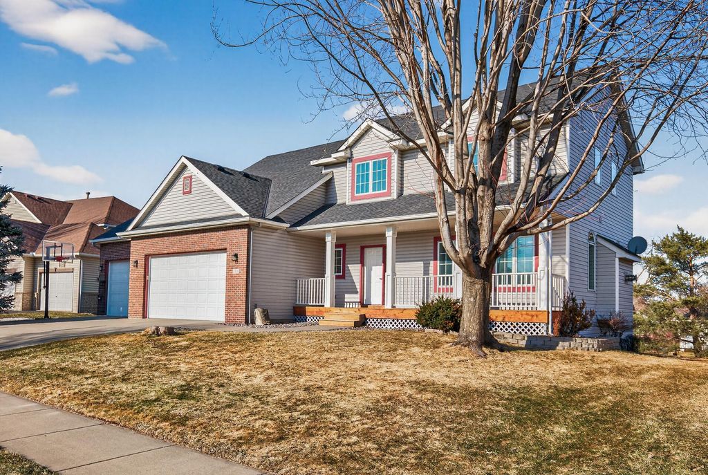 Photo of 7716 7th Street N, Oakdale, MN 55128 (MLS # 7028264)