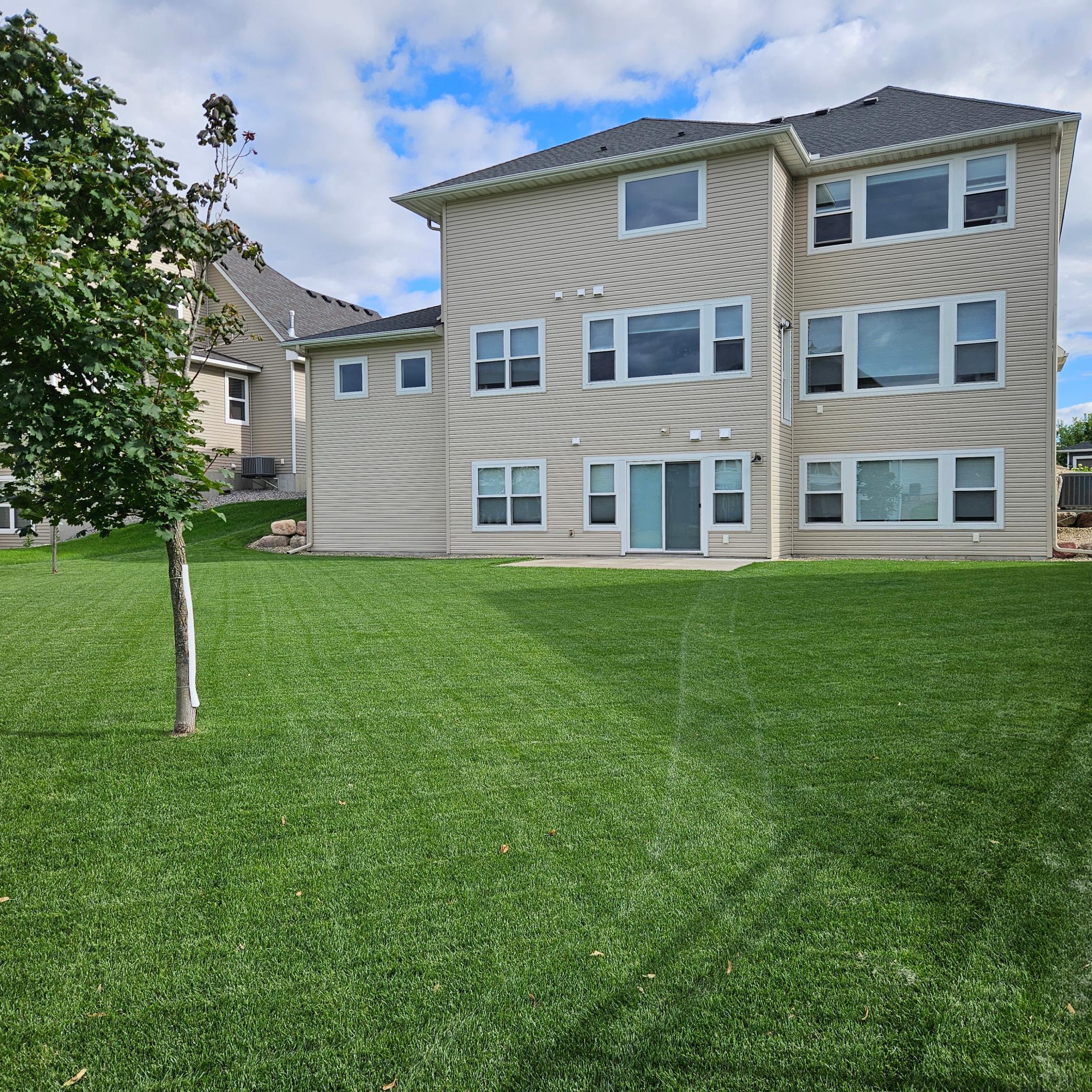 10922 Brookside Trail N