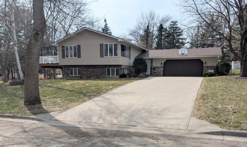 Photo of 209 S 10th Street, Montevideo, MN 56265 (MLS # 7045289)