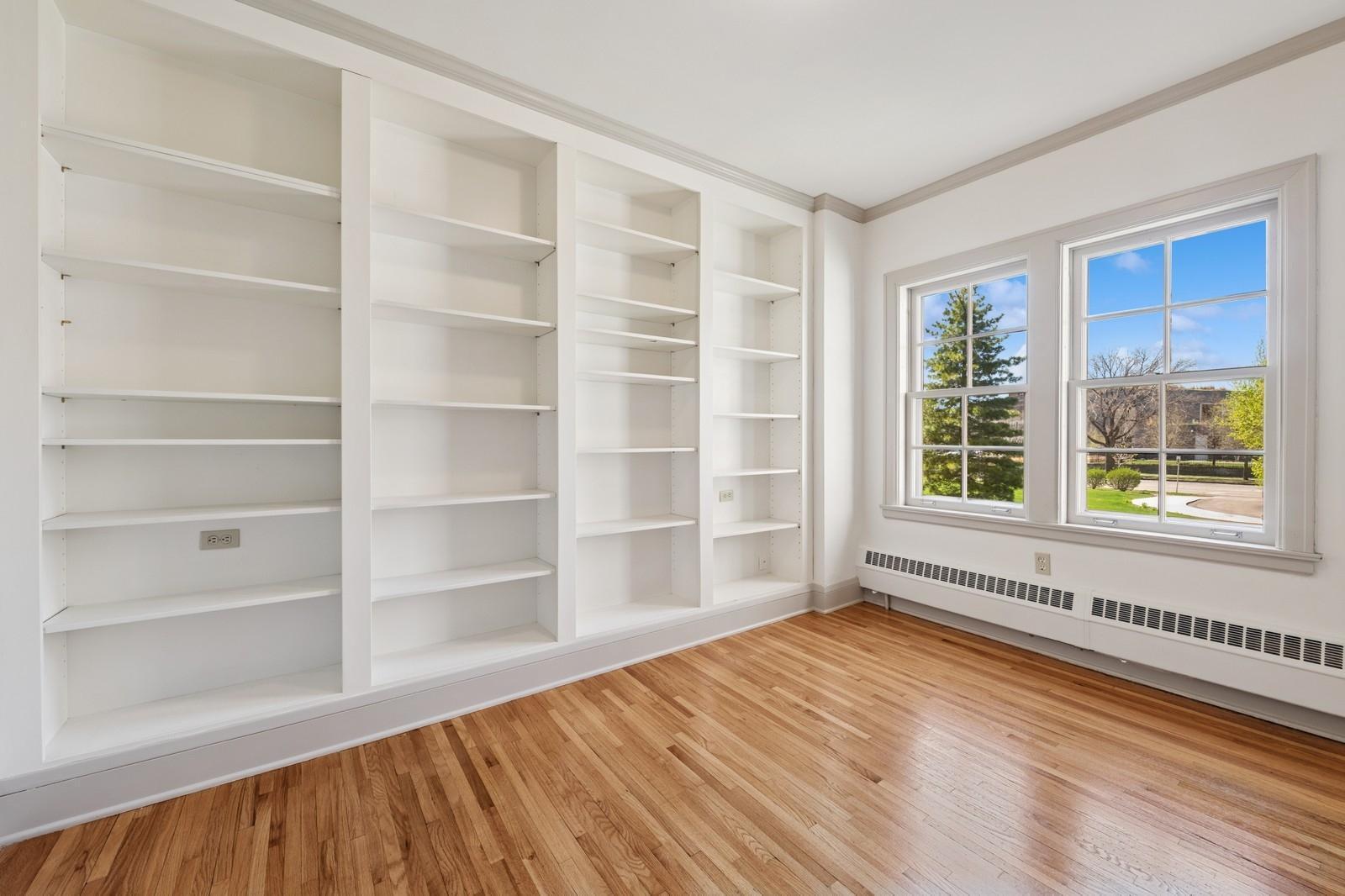 2615 Park Avenue 120