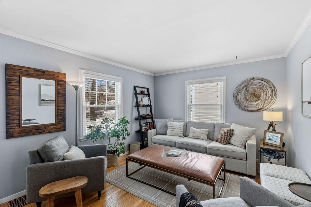 Photo of 2740 Dakota Avenue S, Saint Louis Park, MN 55416 (MLS # 7000510)