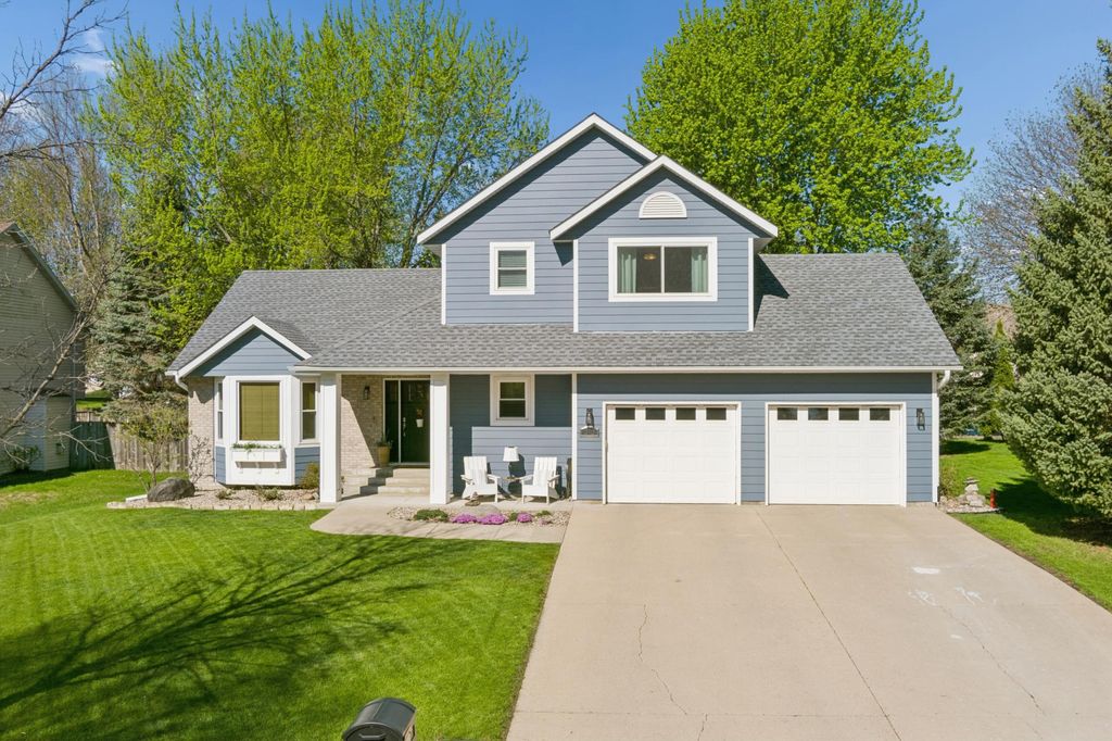 Photo of 313 Chancery Lane, Mankato, MN 56001 (MLS # 7065327)