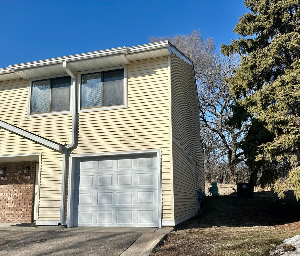 Photo of 1621 City View Drive, Eagan, MN 55121 (MLS # 7030857)