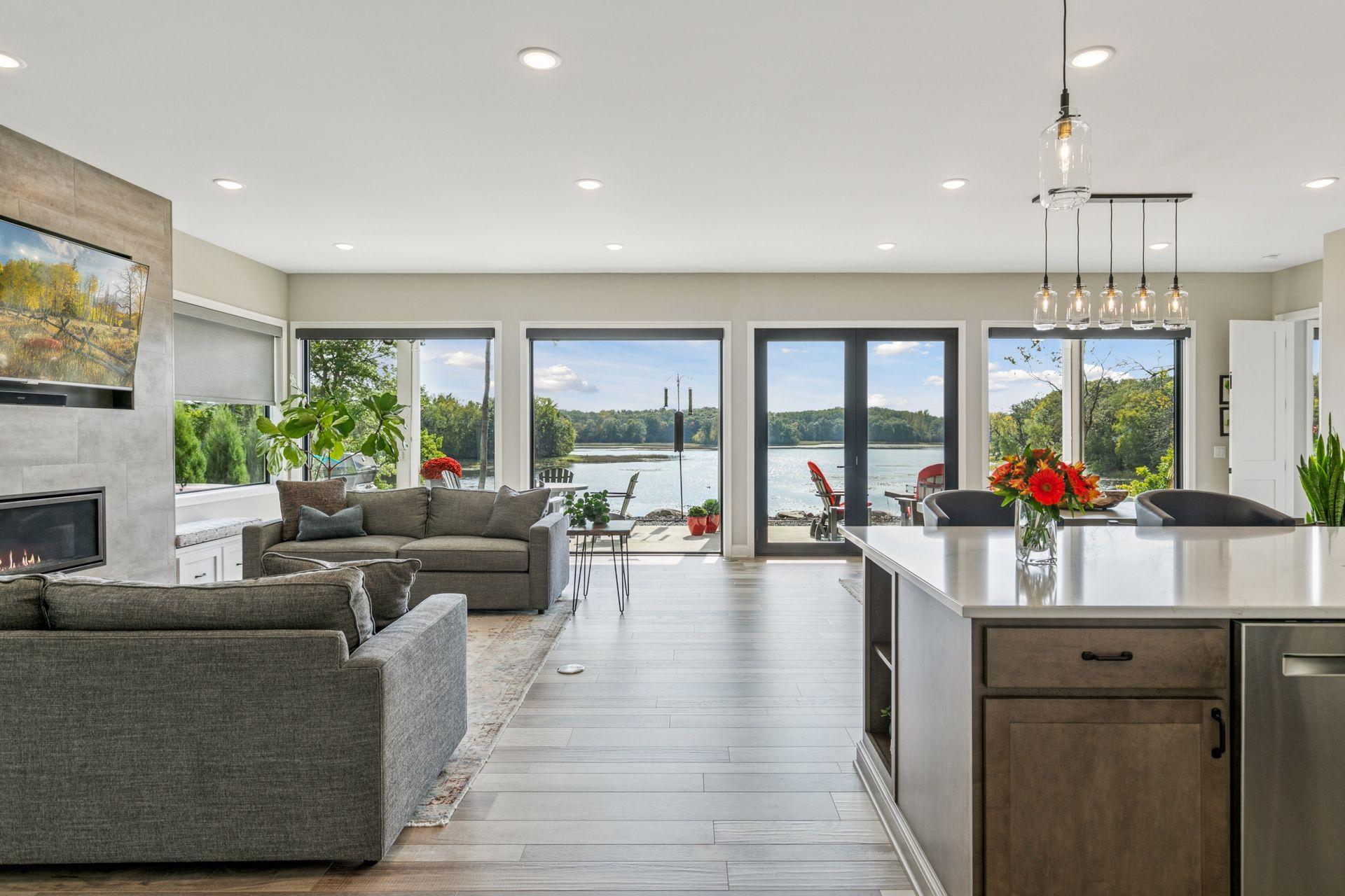 4869 Linden Cove Lane