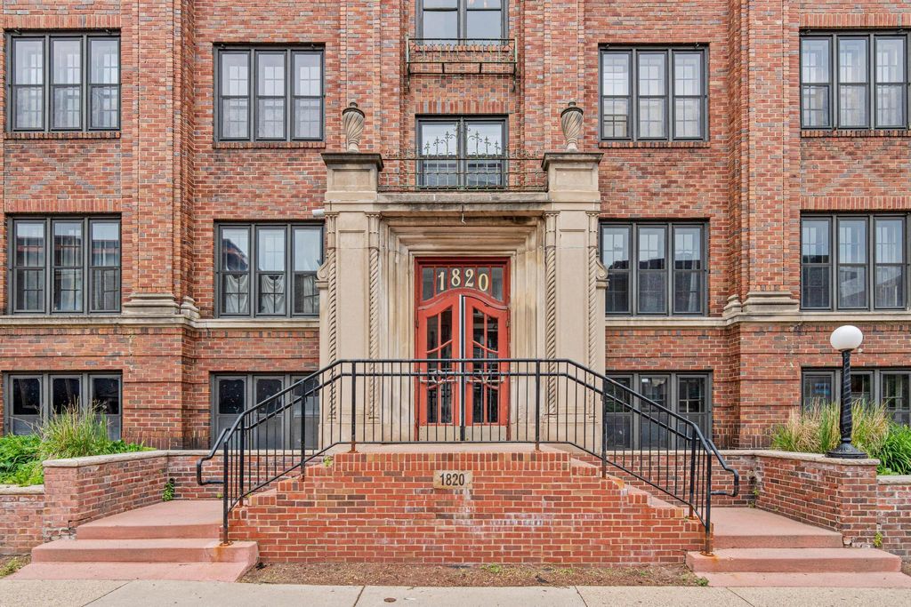 Photo of 1820 1st Avenue S #208, Minneapolis, MN 55403 (MLS # 6737901)